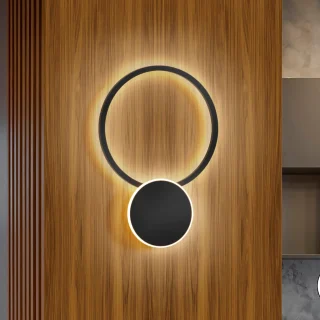 Aplique Negro Diseño Moderno Omnio Schuller