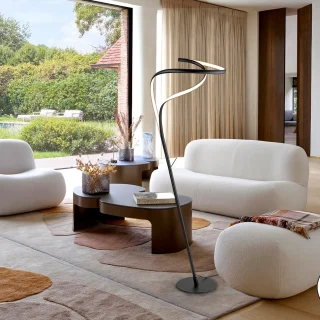 Lámpara de Pie Negra Danza Schuller