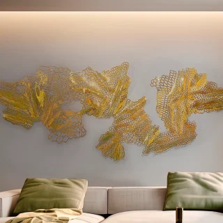 Escultura Pared Acero Dorado Drako Schuller