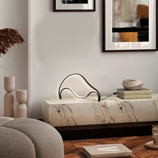 Lámpara Sobremesa Negra Danza Schuller